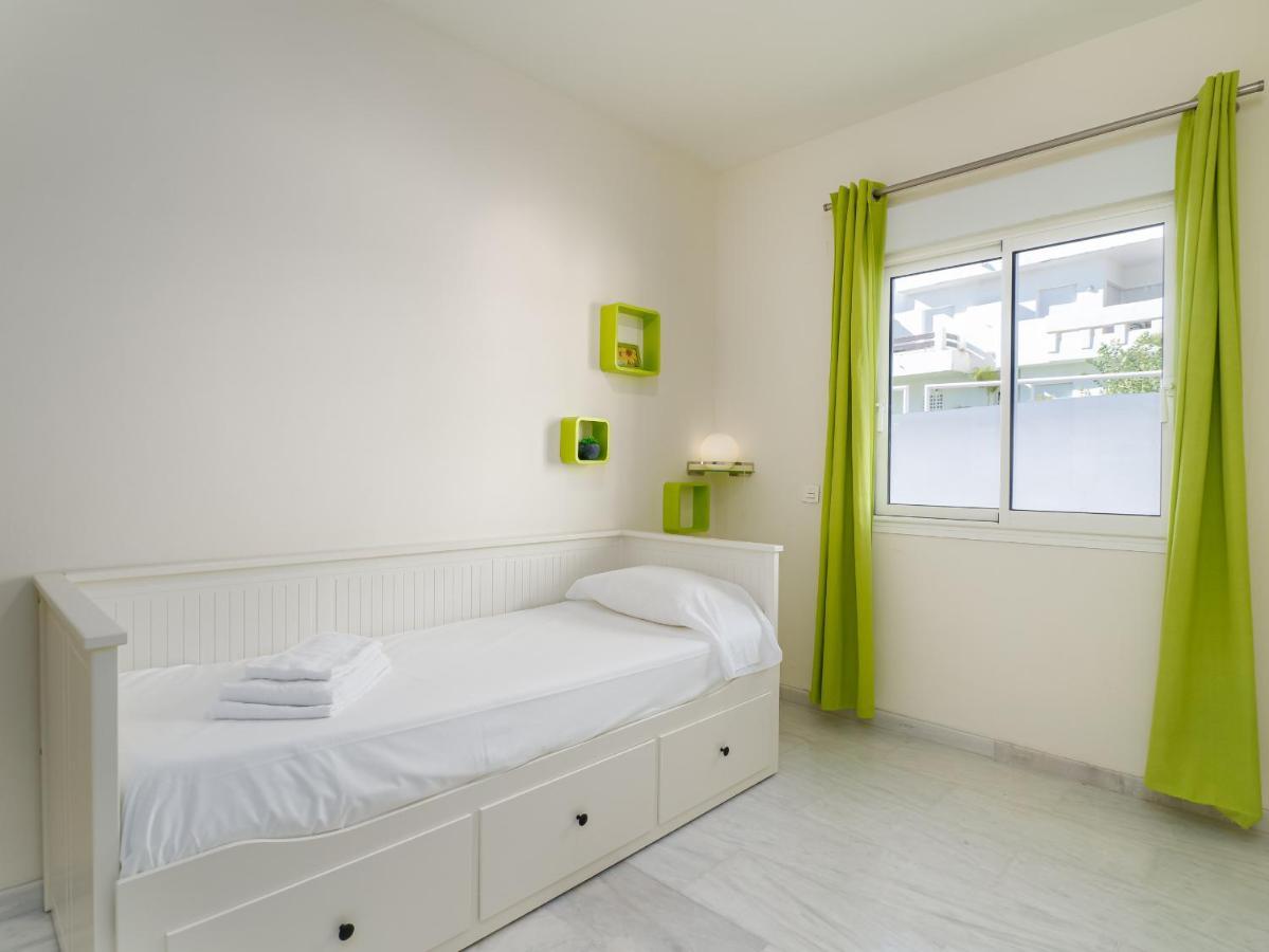 2051-New 3 Bedrooms On Golf Estepona Kültér fotó