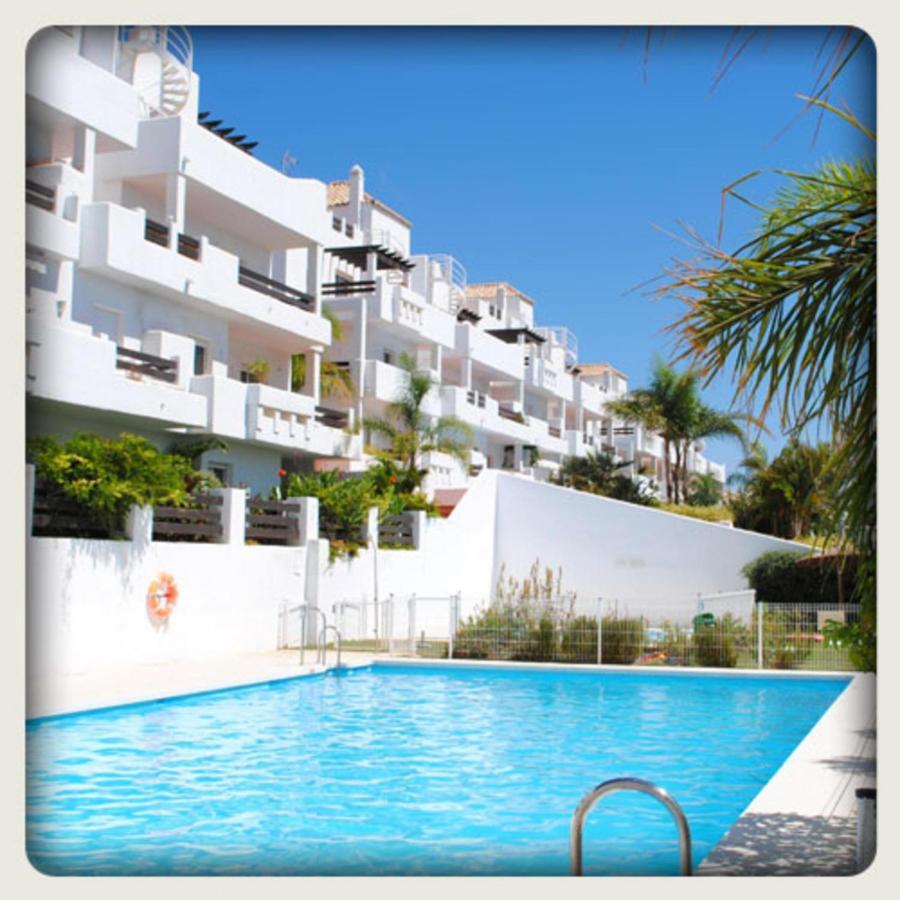 2051-New 3 Bedrooms On Golf Estepona Kültér fotó
