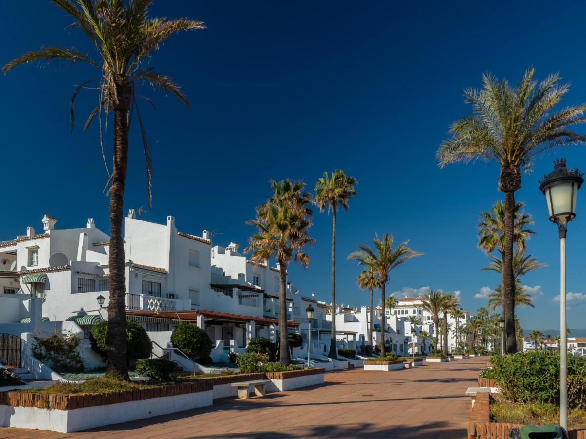 2051-New 3 Bedrooms On Golf Estepona Kültér fotó