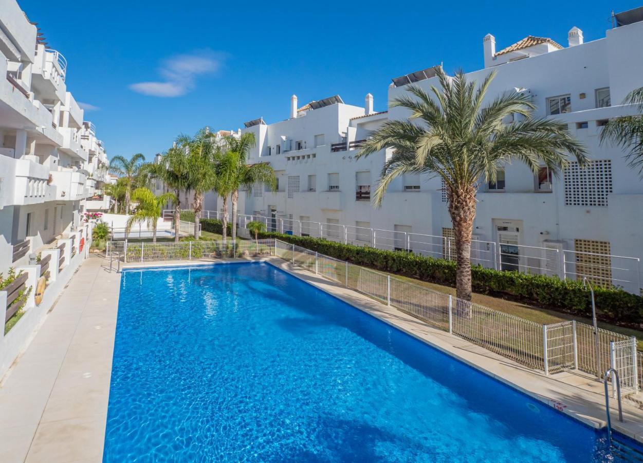 2051-New 3 Bedrooms On Golf Estepona Kültér fotó